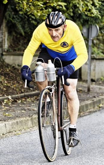 HUBERT ANQUETIL LA ROBIC 2012 sur son vélo d'époque 1947.