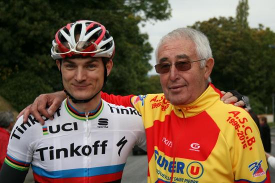 Papi avec le premier de la côte-Cyclo Robic Bonsecours 2016